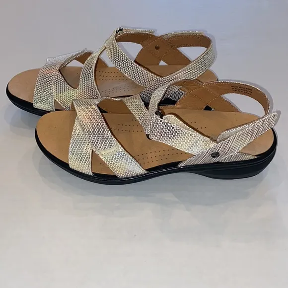 NWOB Revere Zanzibar Metallic Gold Sandals