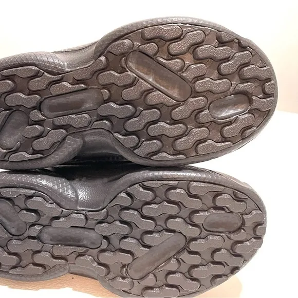 NWT Columbia Toddler Kids Brown Snow Boots Size 11