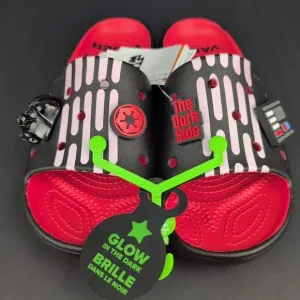 NWT CROCS SANDALS DARTH‎ VADER CLASSIC SLIDE V2 M6 / W8 STAR WARS DISNEY A28