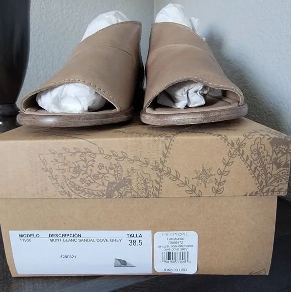 NWT! FP Sandals - Dove Gray - 38.5