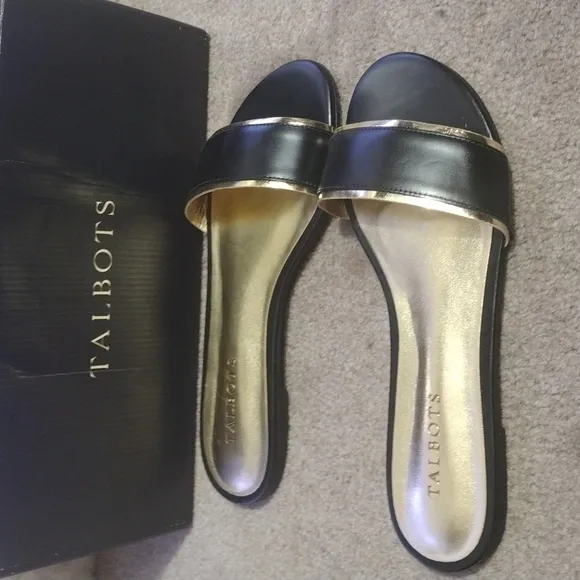 Nwt 𝅺Talbots candy sandals black 8m