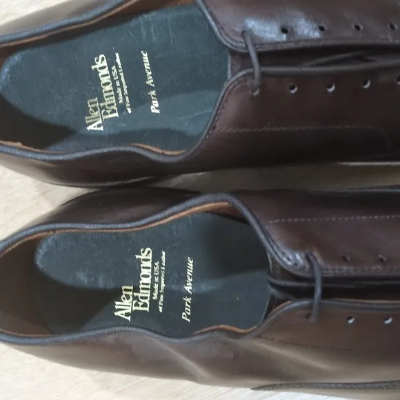 PARK AVENUE - CAP-TOE LACE-UP OXFORD MEN'S DRESS SHOES BY ALLEN EDMONDS NWOT