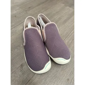Plae Migi Response Blush walking hiking kids shoes sneakers slip on size 3 y