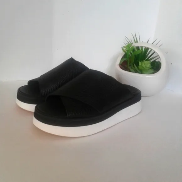 Prune black platforms 90' style leather sa…