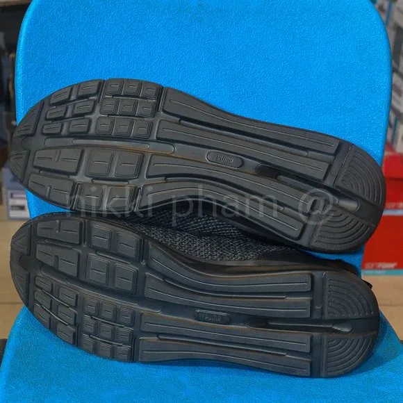 Puma Men Enzo Beta Woven shoes in black