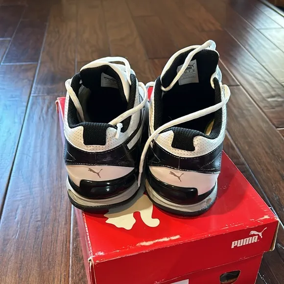 Puma men’s running shoes