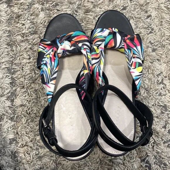 Sanctuary the Reggae Tropical Print Sandals Size 11