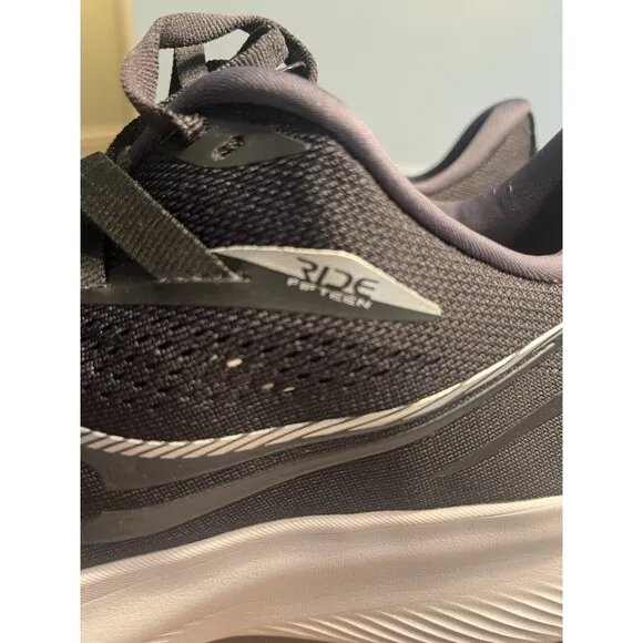 Saucony Ride 15 Black Upper / White Sole Mesh Sneakers Sz 12.5W Running