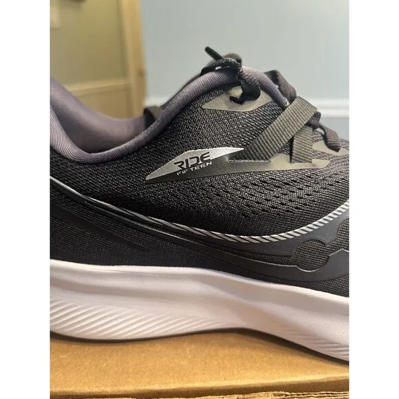 Saucony Ride 15 Black Upper / White Sole Mesh Sneakers Sz 12.5W Running