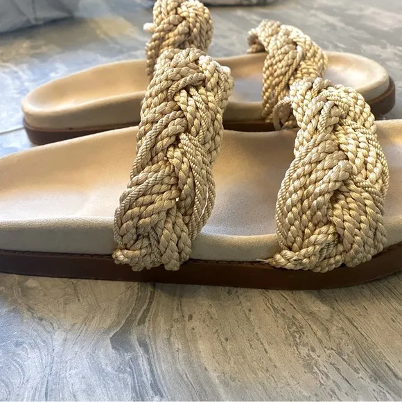 Sezane Éditions Beige Braided Sandals