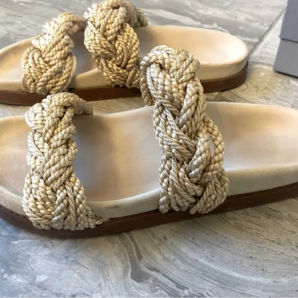 Sezane Éditions Beige Braided Sandals