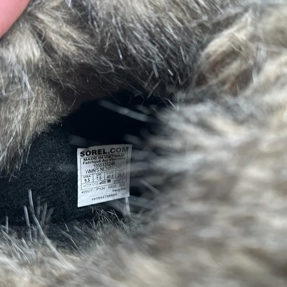 Sorel Boots Wm 9.5 Joan of Arctic Winter Snow Faux Fur Waterproof Tall