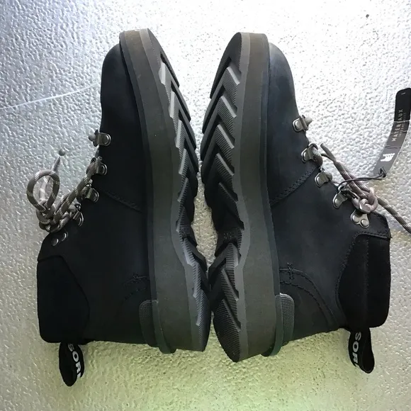 Sorel Hi-Line Waterproof Black Leather Women’s Lace Up Hiking Boots Size 6