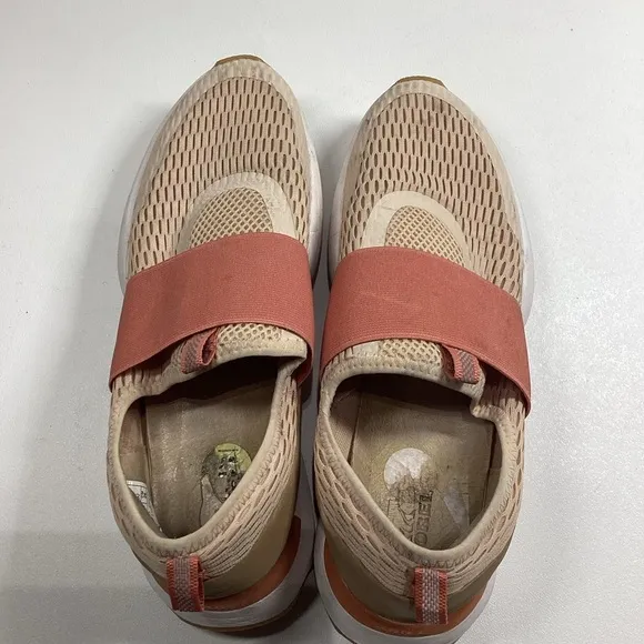 Sorel kinetic‎ impact Coral walking athletic shoes