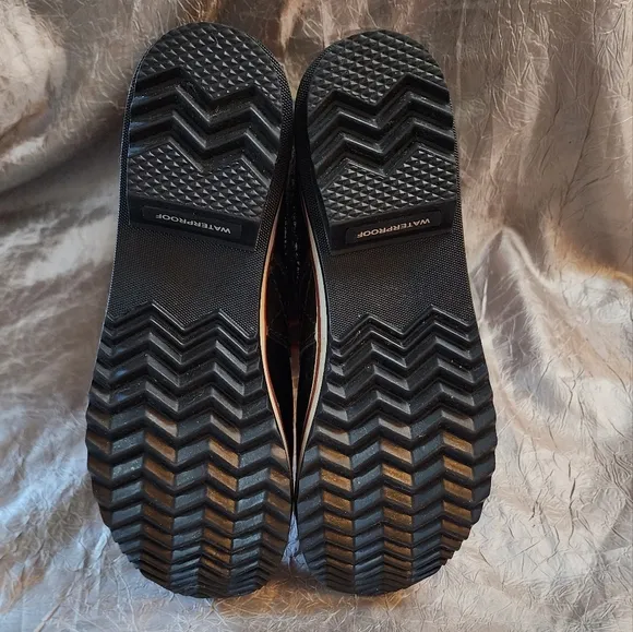 SOREL SNOW BOOTS SZ 8