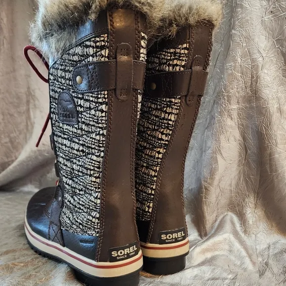 SOREL SNOW BOOTS SZ 8