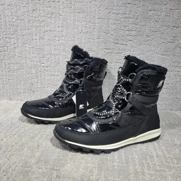 Sorel Whitney Womens Size 5.5 Black Patent Leather Lace Up Snow Boots. NEW