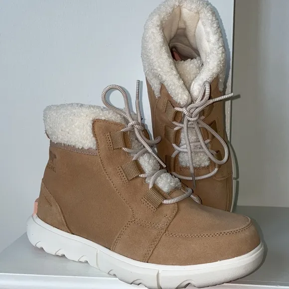 Sorel Women's Joan of Arctic Next Lite WP  Leather Snow Boots 8 NWT