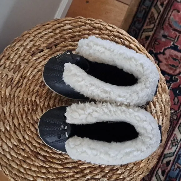 Sorel Youth Black Waterproof/Insulated‎ Winter/Snow/Ski Boots Faux Fur Trim S-1