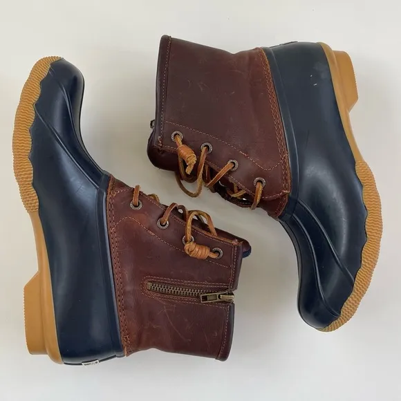 Sperry Women's Navy Blue Brown Saltwater Duck Boot Snow Rain Boot Size 7.5