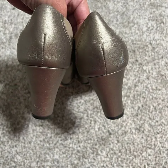 Taryn Rose heals, copper color