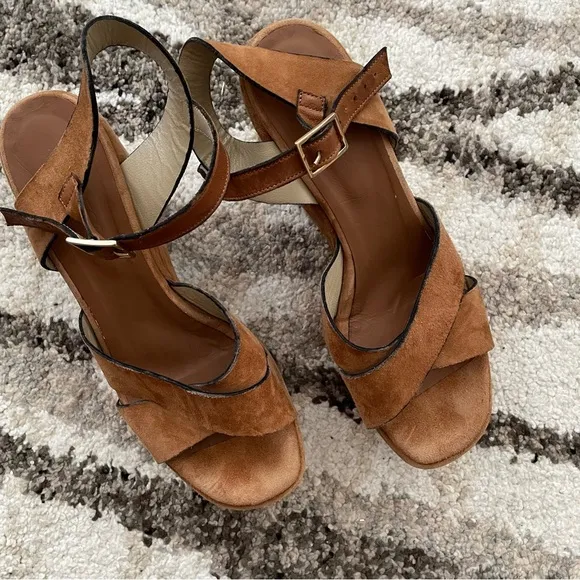 Tattoo Pinto Genuine Suede Wedge Sandals