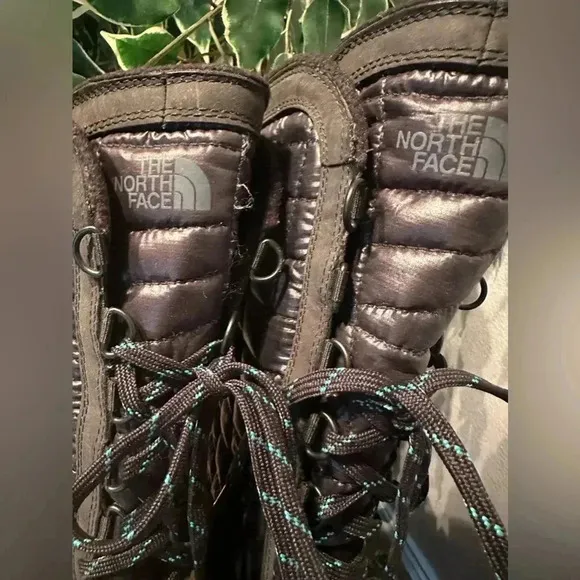The North Face Black Tall Thermoball Snow/Rain Boots women’s Size 7