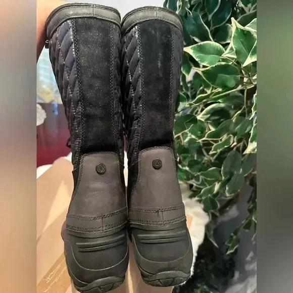 The North Face Black Tall Thermoball Snow/Rain Boots women’s Size 7