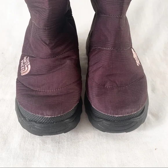 The North Face brown ‘Nuptse boot’ snow boots