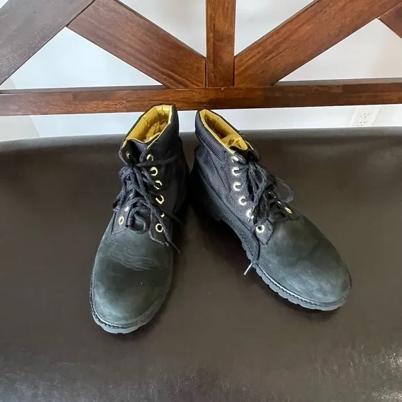 Timberland boots in a size 5 black and gold