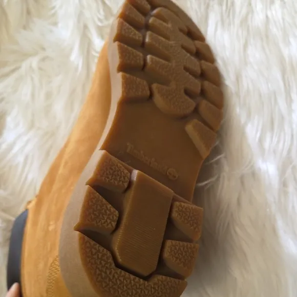 Timberland Tan Nubuck Leather Hiking Boots