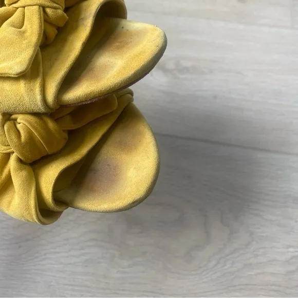TORY BURCH Sandals Annabelle YellowSuede Bow Slides