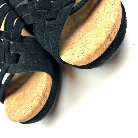 UGG Lilah Black Suede Wedge Slide Sandals size 8