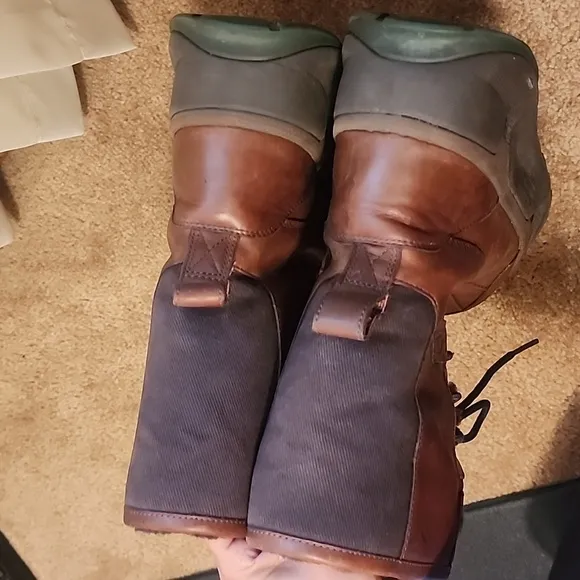 UGG Men's Barklay  Waterproof Leather Snow Boots