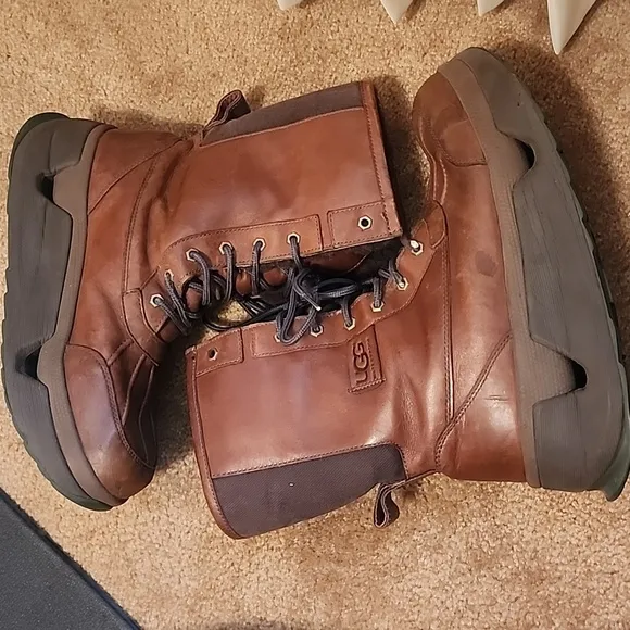 UGG Men's Barklay  Waterproof Leather Snow Boots