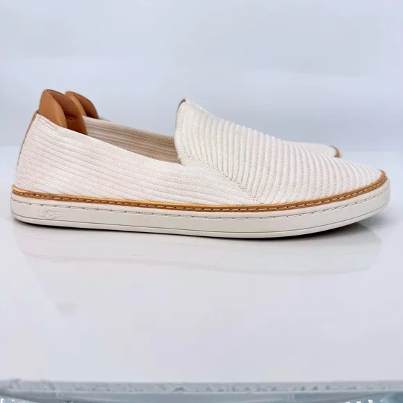 UGG Womens Sammy Breeze Off-White Knit California Poppy Slip On Shoes Sz 9
