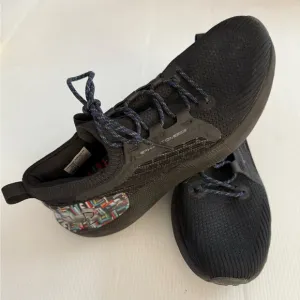 Under Armour HOVR Phantom 3 Black  Men’s Size 11