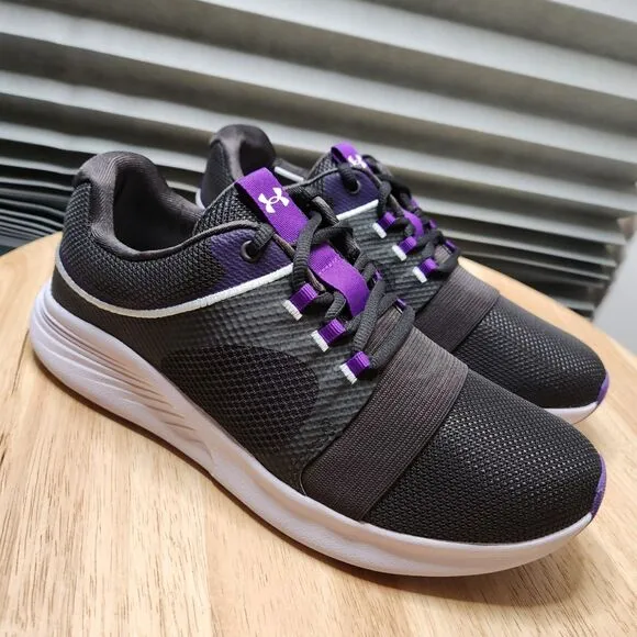 Under Armour sneaker sandal combo womens 10