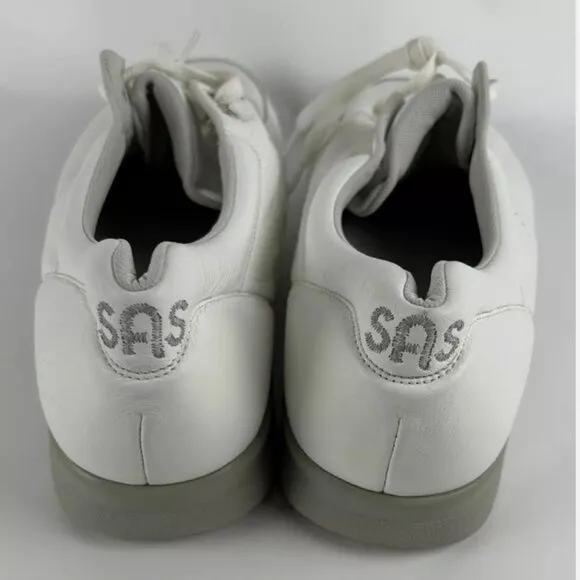Unworn SAS Time Out White Comfort Walking Shoes Mens 15 M Lace Up Tripad Vintage