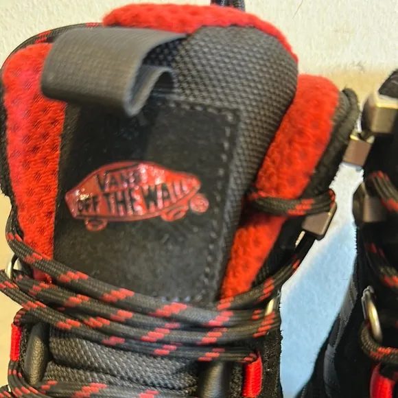 Vans MTE GORE-TEX Black and Red Rain &amp; Snow Boots with Waterproof Design