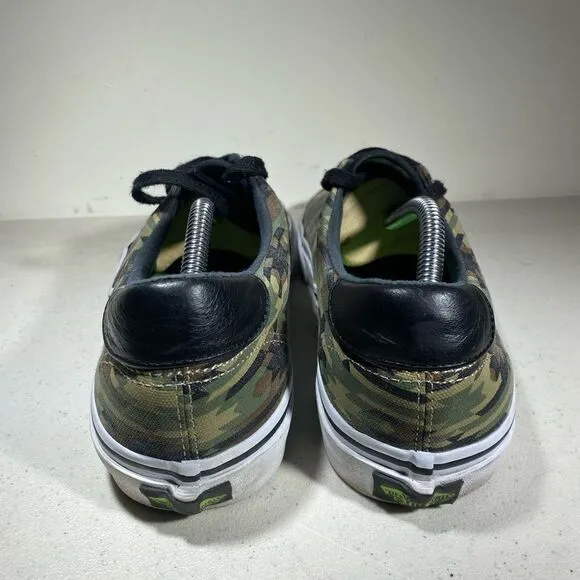 Vans Off The Wall Low Top Sneakers Shoes Men's Size 9 Camo Print Lace Up