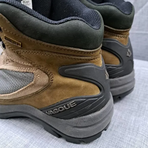 Vasque Hiking Boots Womens 7433 Size 7 Brown Black Leather GoreTex