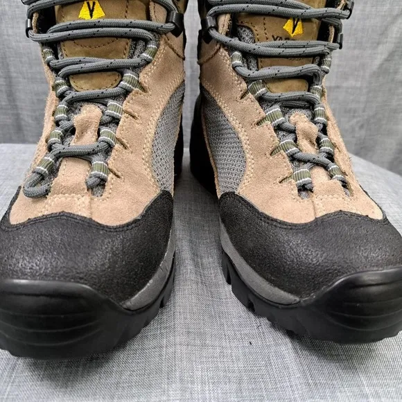 Vasque Hiking Boots Womens 7433 Size 7 Brown Black Leather GoreTex