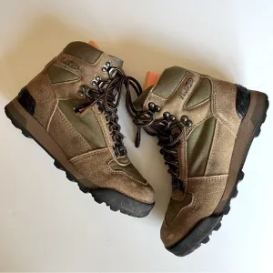Vasque Men's Sundowner 7582 Hiking Mountaineering Lace Up Boots - Size 7.5