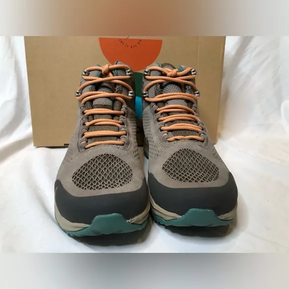 Vasque Women’s 7417 Breeze Lt Ntx Hiking Boots - Size 7.5 Medium