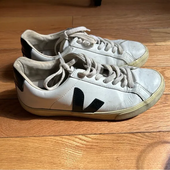 Veja Esplar Low Top White Black Women's Size 7 Leather Lace Up Shoes Sneakers