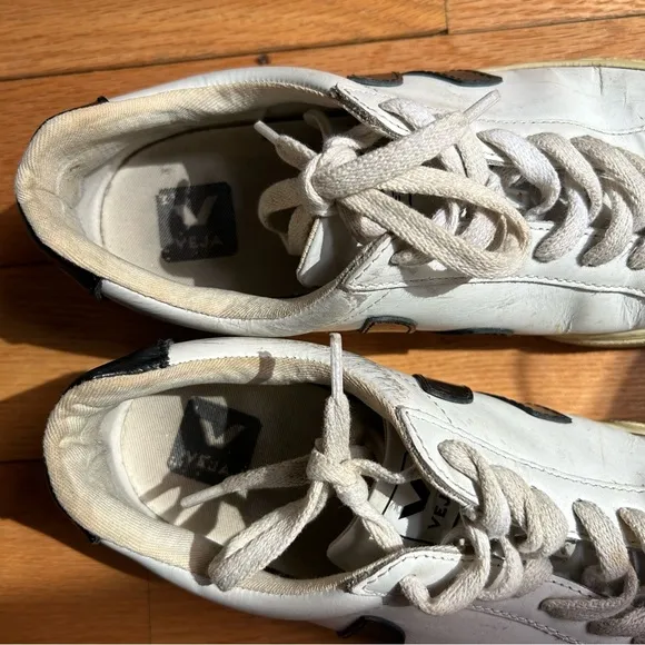 Veja Esplar Low Top White Black Women's Size 7 Leather Lace Up Shoes Sneakers