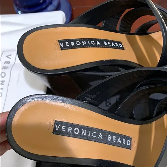 Veronica Beard Macey Vachetta Stitch Sandals Sz 39