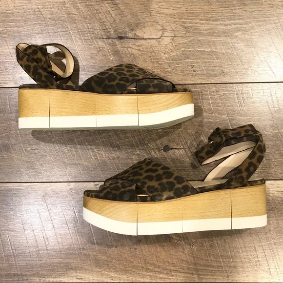 Veronica Beard NWOB Wynie Leopard Print Platform Sandals