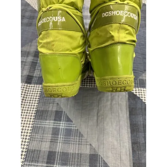 Vintage 90s Y2K Grunge Slutty Green DC Shoes Chalet Winter Fur‎ Snow Boots Sz S